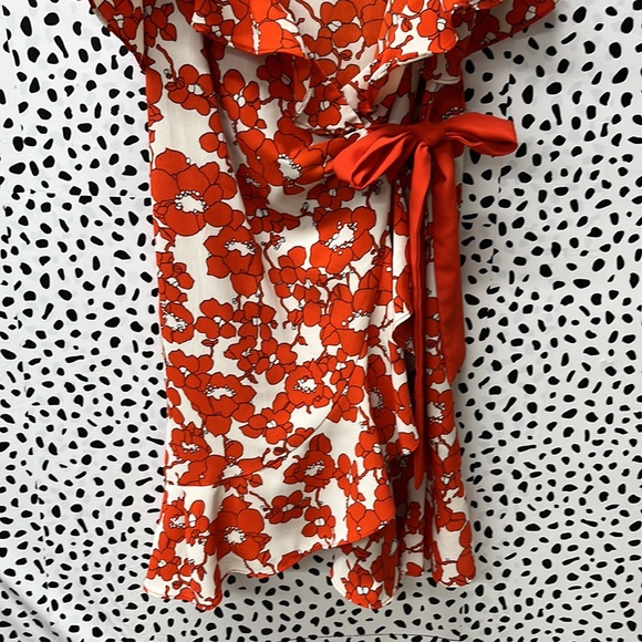 TopShop Orange & White Floral Cold Shoulder Wrap Dress - Picture 3 of 8